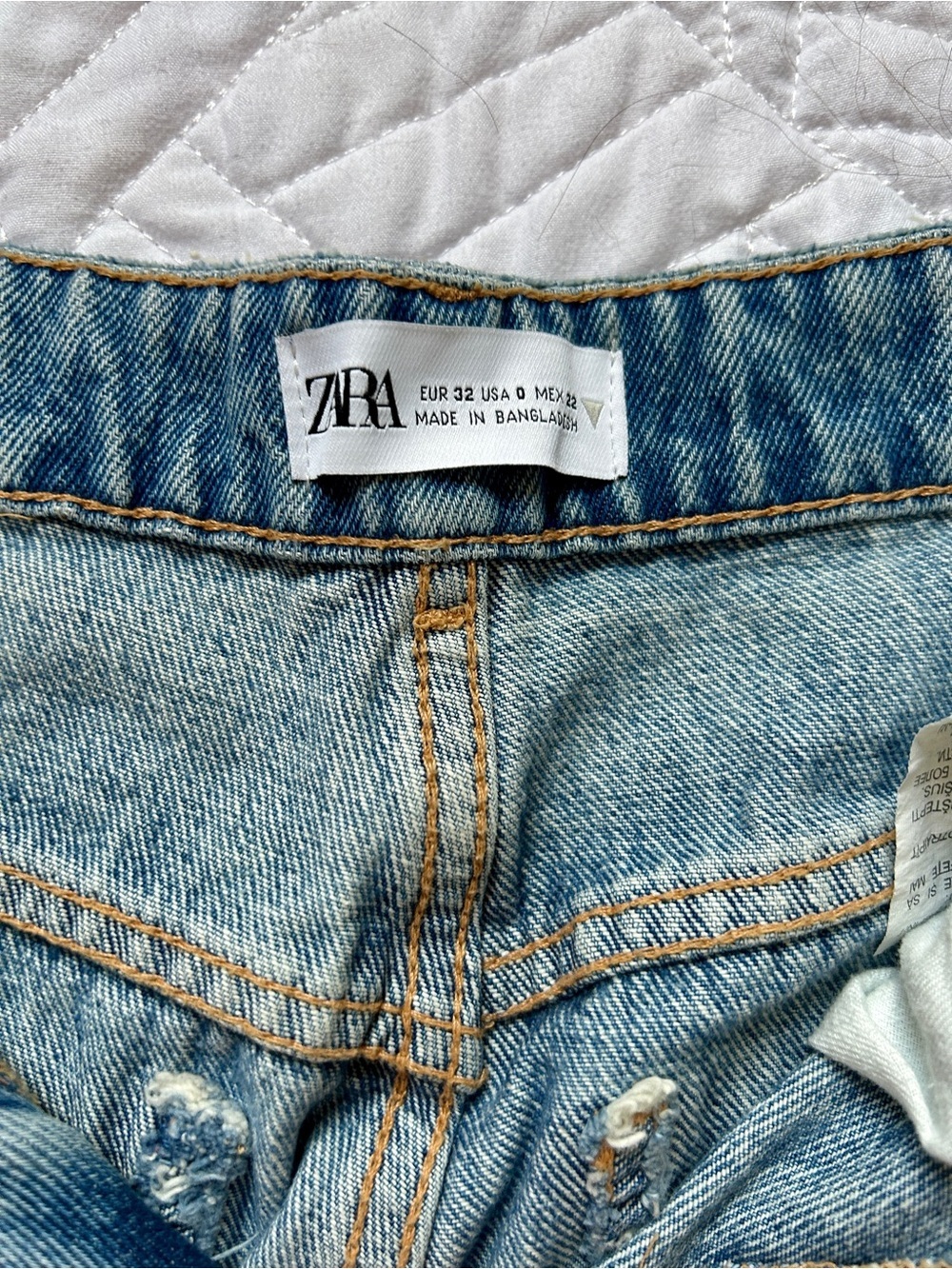 Zara Women’s High Waisted Carpenter Straight Leg Jeans - Picture 2 of 4